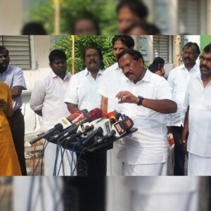 செய்தியாளர்களிடம் பேசிய மா.பா.பாண்டியராஜன்