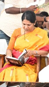 திராவிடம் என்று சொல்லிக் கொள்ளக்கூடிய அதிமுக இன்று திராவிட இயக்கமாக இல்லை. அது எந்த காலத்திலும் இருந்ததில்லை என்று திமுக துணைப் பொது செயலாளர் கனிமொழி தெரிவித்துள்ளார். 