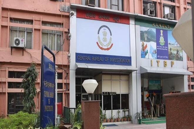 குட்கா முறைகேடு வழக்கில் கூடுதல் குற்றப்பத்திரிகை தாக்கல் செய்ய சிபிஐக்கு சென்னை சிபிஐ நீதிமன்றம் மேலும் கால அவகாசம் தந்து விசாரணையை ஜனவரி 10 ஆம் தேதிக்கு நிதிபதி மலர் வாலன்டினா ஒத்திவைத்தார்.