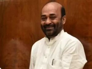 நாடாளுமன்றத்தின் மாநிலங்களவையில் உறுப்பினர் வினய் தினு டெண்டுல்கர்